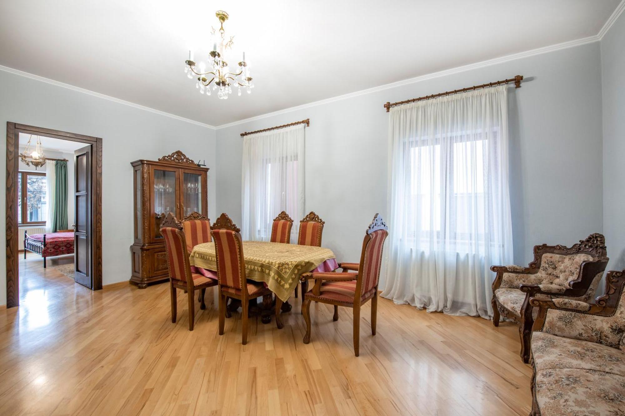 Your Home, Old تبليسي المظهر الخارجي الصورة